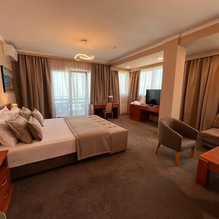 Millennium Tushemisht