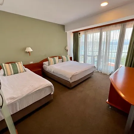 Hotell Millennium Tushemisht