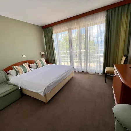 Hotell Millennium 4*