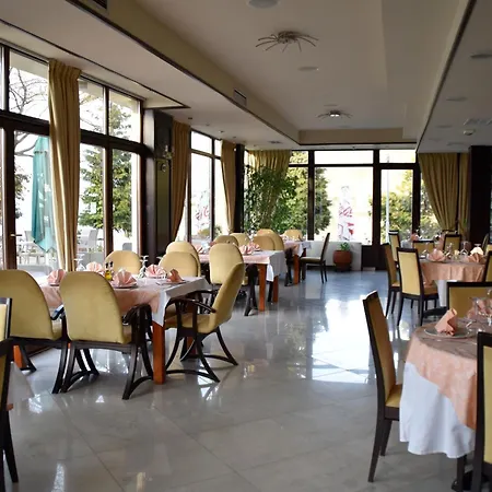 Hotel Millennium