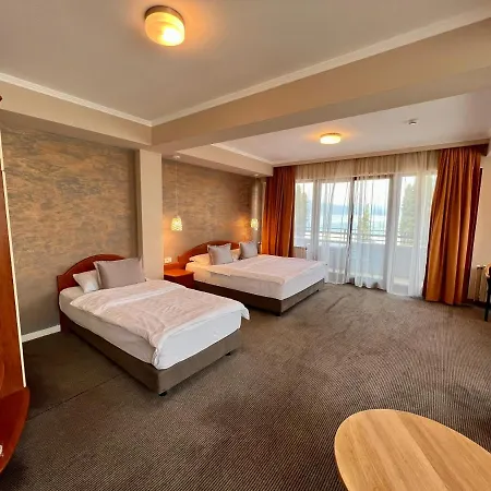 Millennium Tushemisht