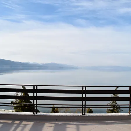 ホテル Millennium Tushemisht