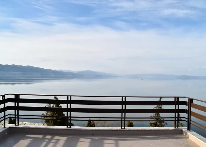 Hotel Millennium Tushemisht